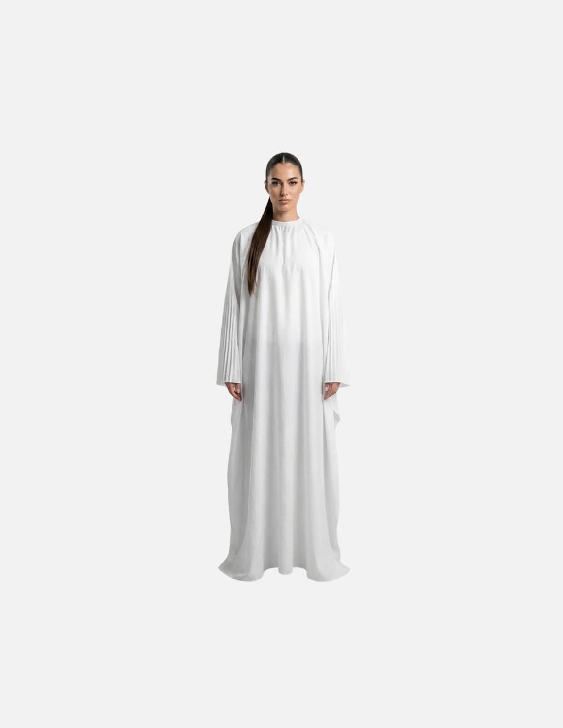 The Monarch – Premium satincape med plisserade kimonoärmar i sidenlook | Frisörkappa & satincape