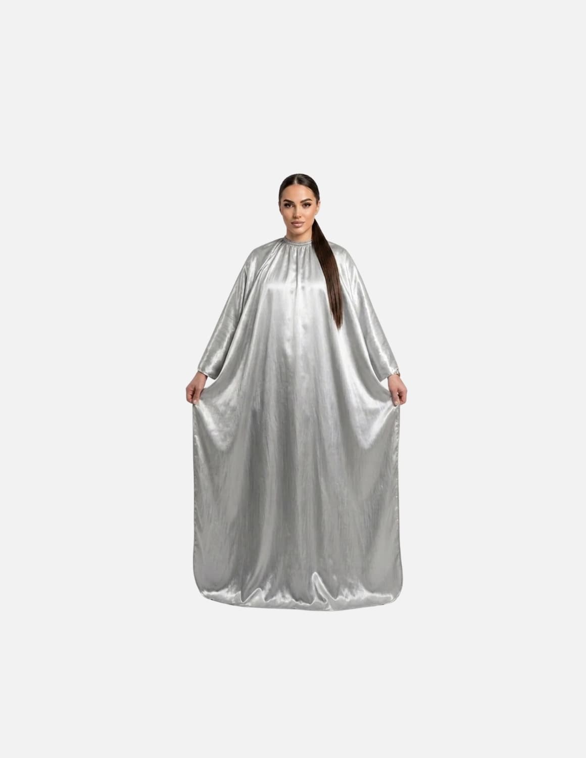Premium satinbarberkappa med kimono-armöppningar och sidenlook – Utan logotyp | Frisörkappa & satinkappa