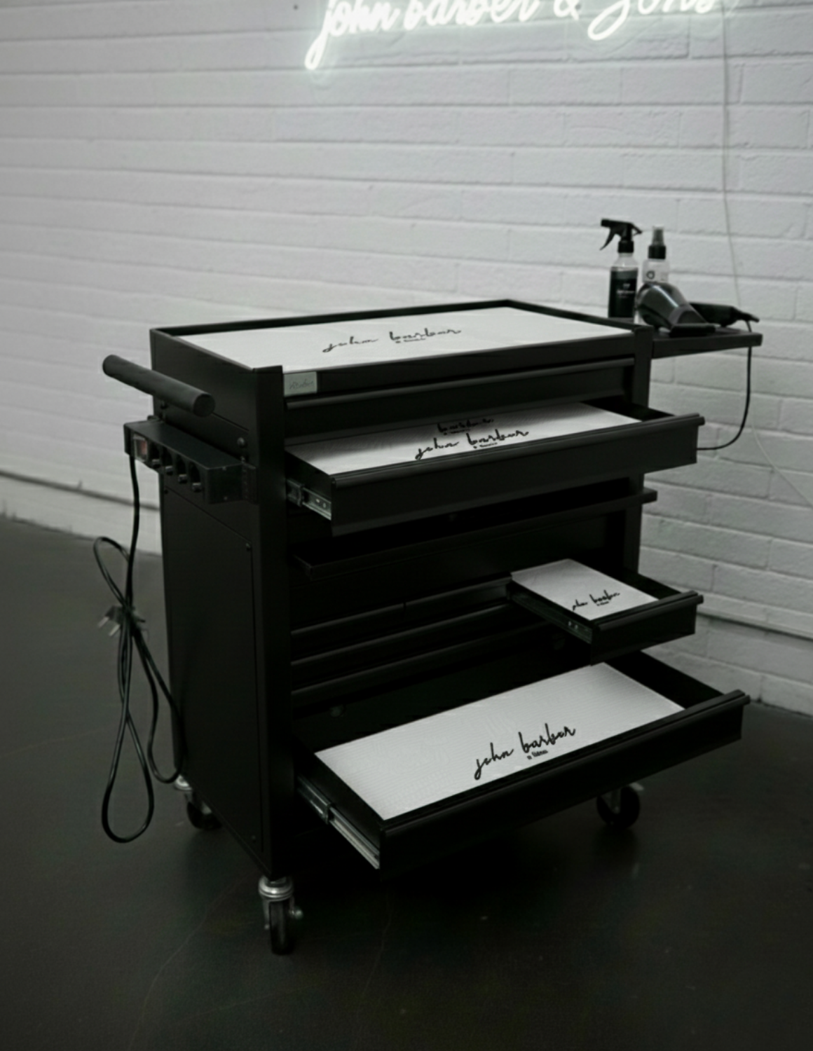 BARBER TROLLEY PRO – Κινητό καρότσι σε διάφορα χρώματα – Απολύμανση UV – Καρότσι κουρείου