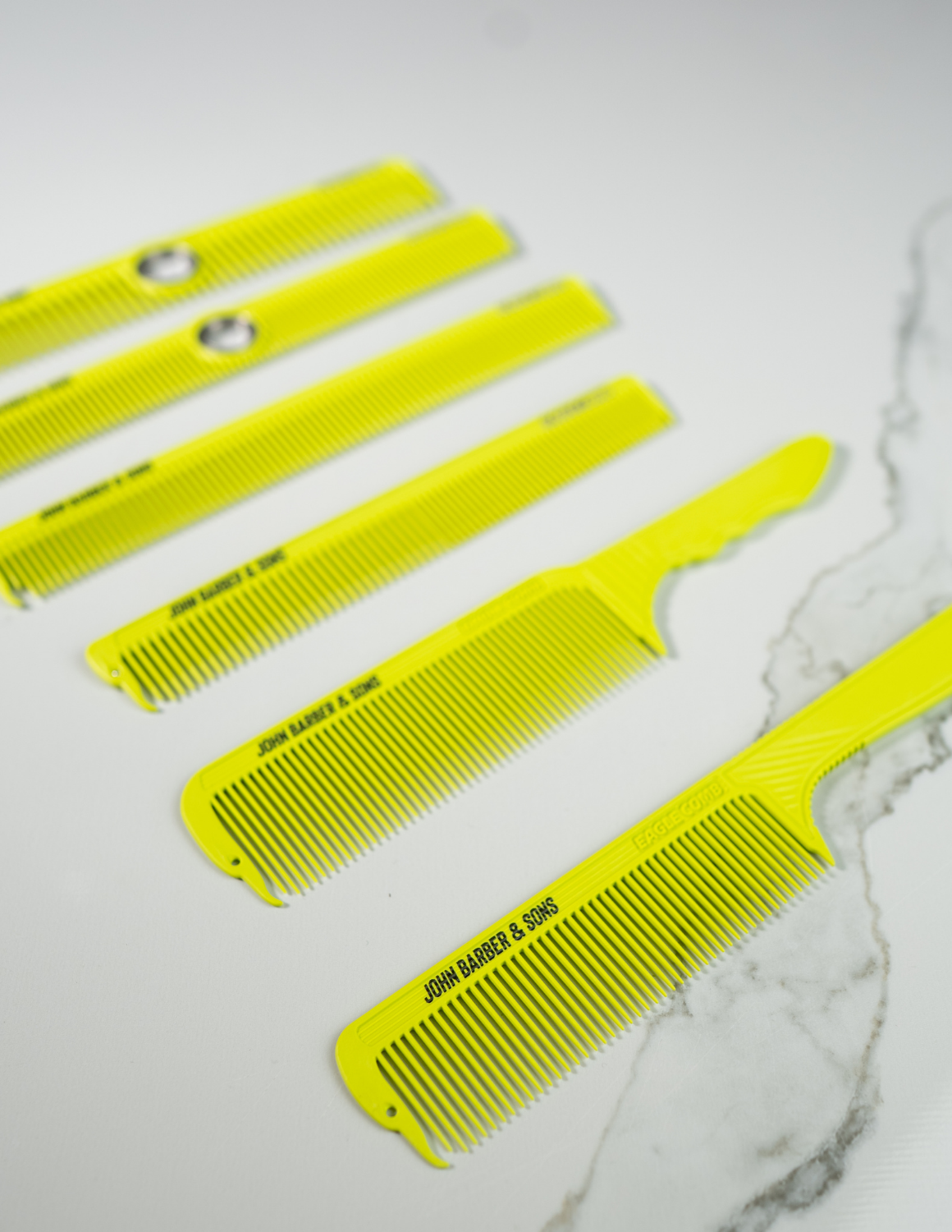 JBS Barber & Hairdresser Eagle Fidget Pro comb set for professional styling