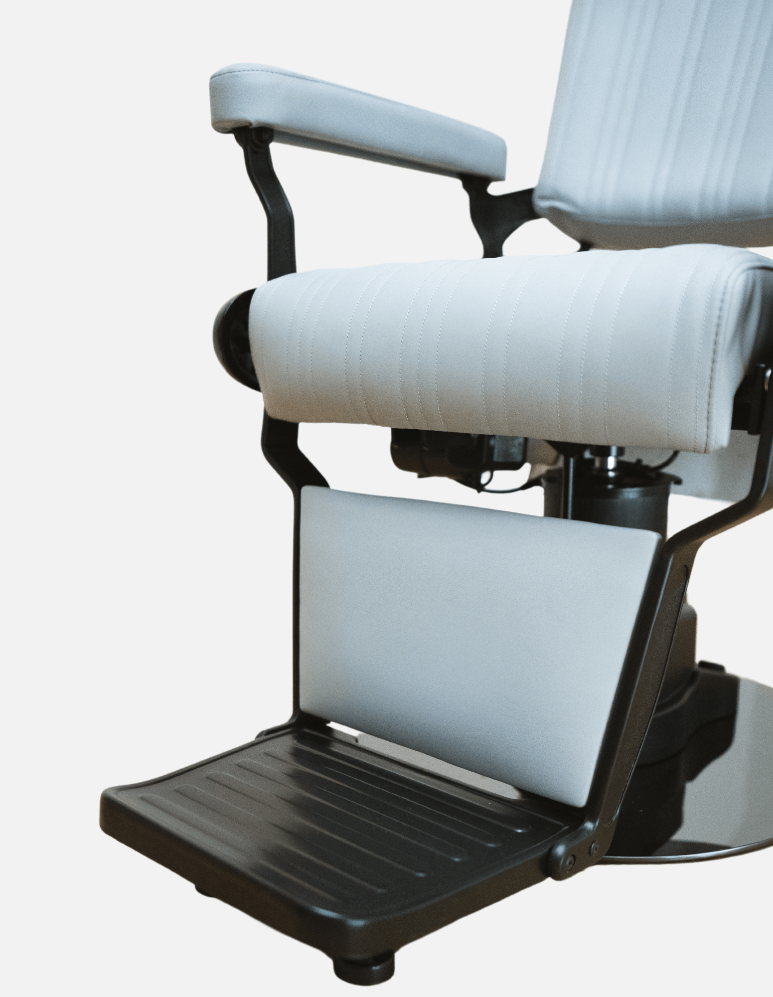 johnbarbersons New School Evolution Gray Wireless electric bar stool with battery