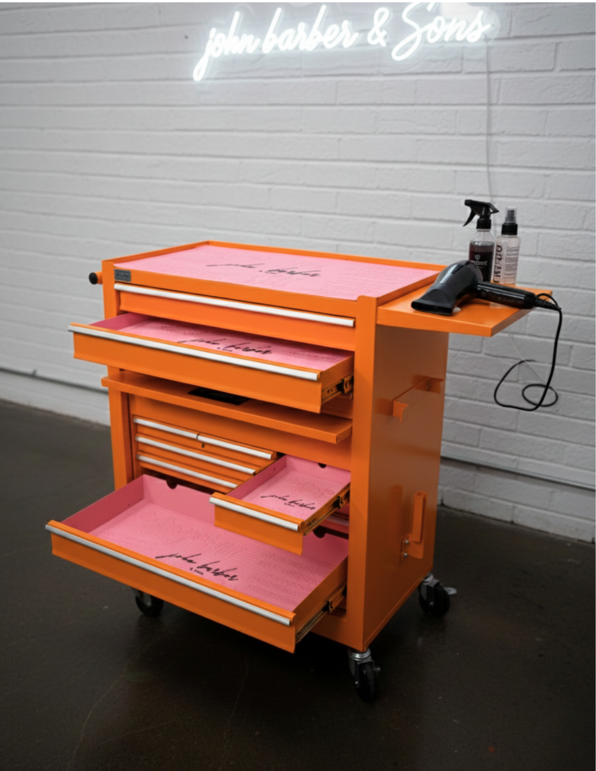 BARBER TROLLEY PRO – Κινητό καρότσι σε διάφορα χρώματα – Απολύμανση UV – Καρότσι κουρείου