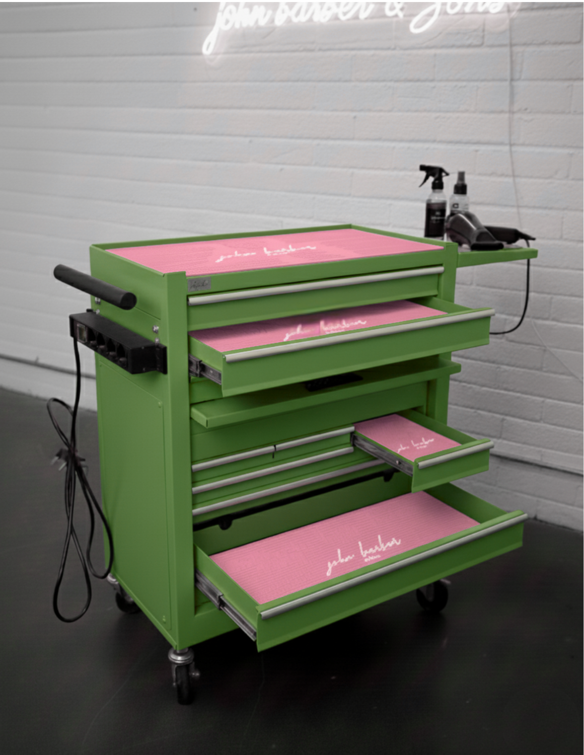 BARBER TROLLEY PRO – Κινητό καρότσι σε διάφορα χρώματα – Απολύμανση UV – Καρότσι κουρείου