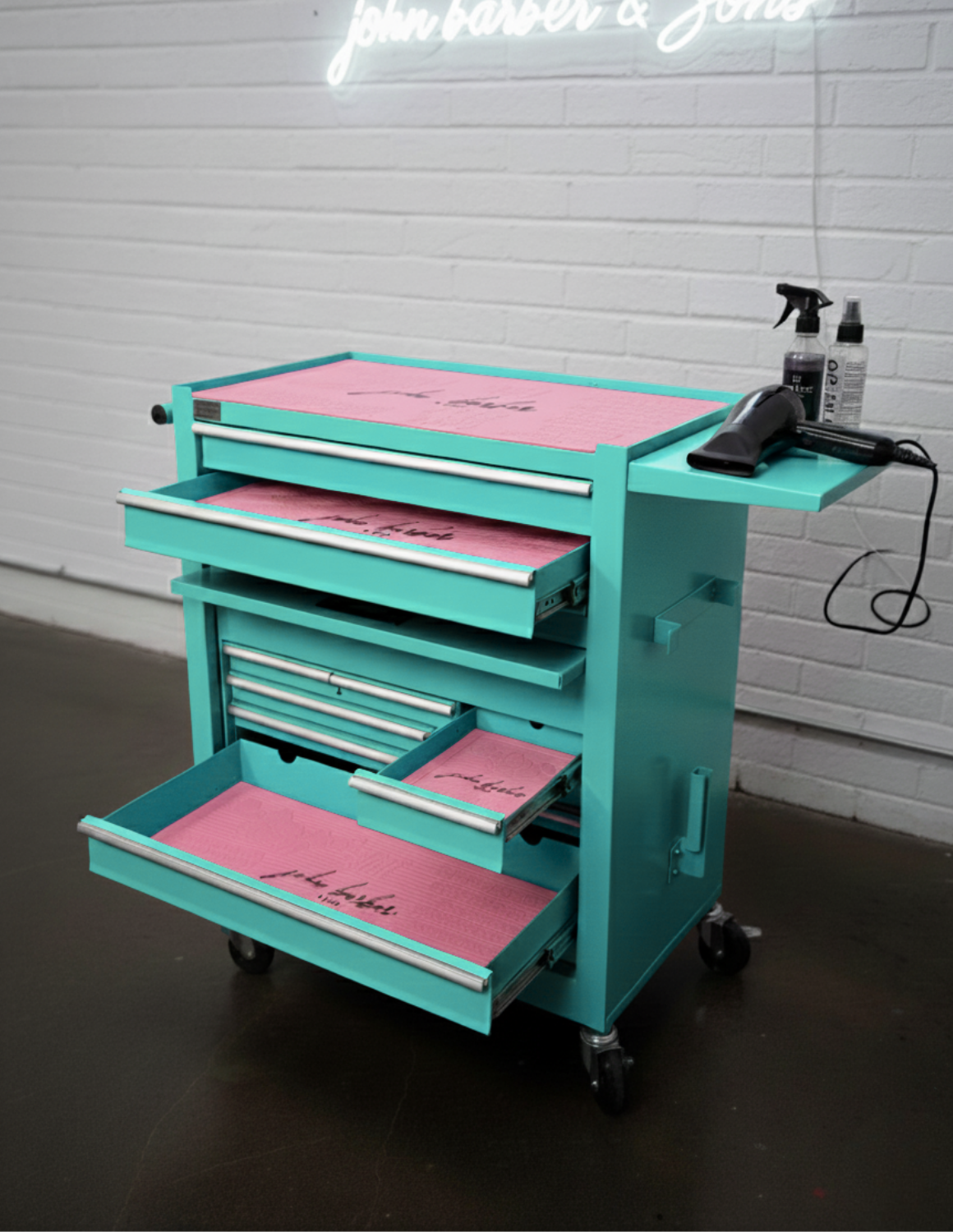 BARBER TROLLEY PRO – Κινητό καρότσι σε διάφορα χρώματα – Απολύμανση UV – Καρότσι κουρείου