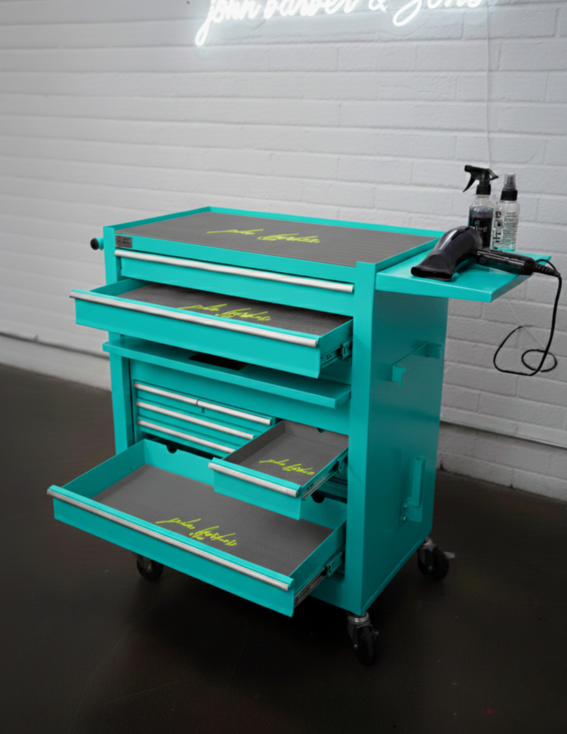 BARBER TROLLEY PRO – Κινητό καρότσι σε διάφορα χρώματα – Απολύμανση UV – Καρότσι κουρείου