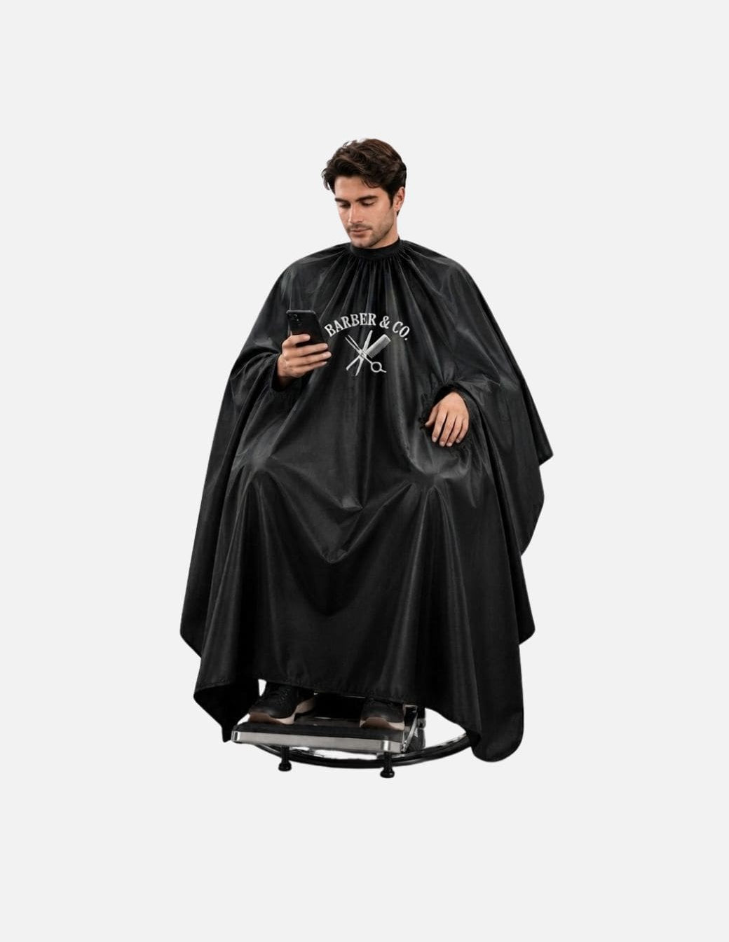 Hands-Free Barberumhang mit Handöffnungen — Friseurumhang bestickt mit deinem Logo